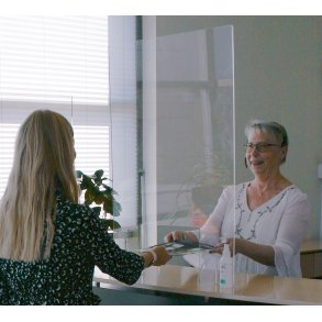 Plexiglas diskafskrmning 75x100 cm 