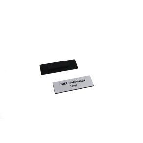 Graveret reversskilt 25x75 mm med magnet