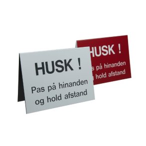 Graveret info bordskilt - Hold afstand